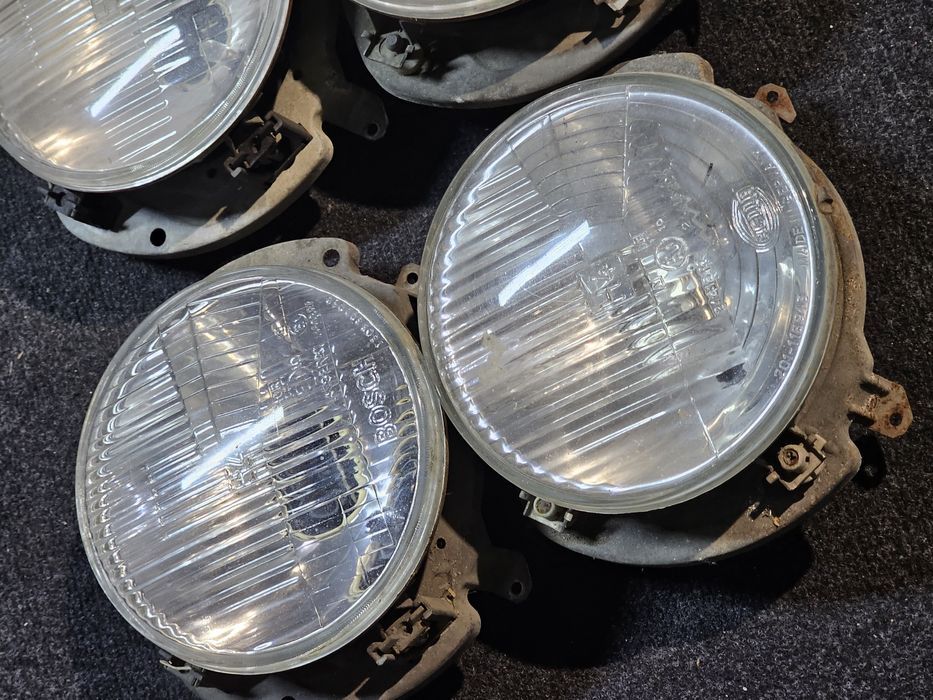 set faruri volkswagen polo 86c hella / bosch / valeo

stare buna

pret