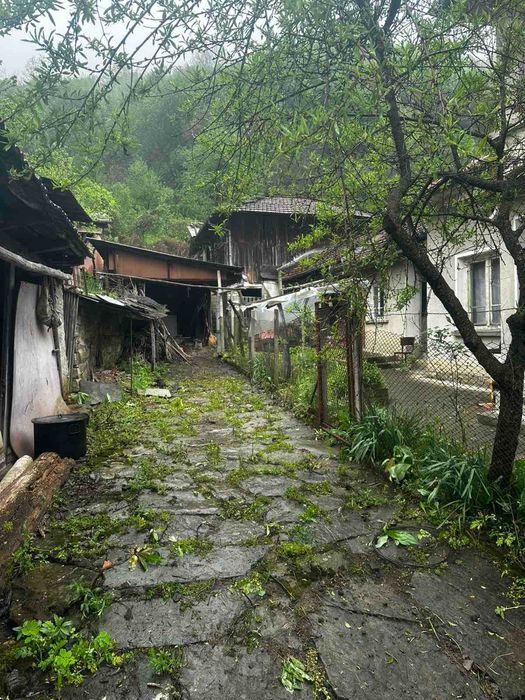 Продава се Къща в Троян - 100 кв.м за 429 €/кв.м - Снимка #9