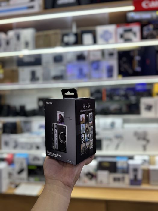 Instax mini evo hybrid instant camera