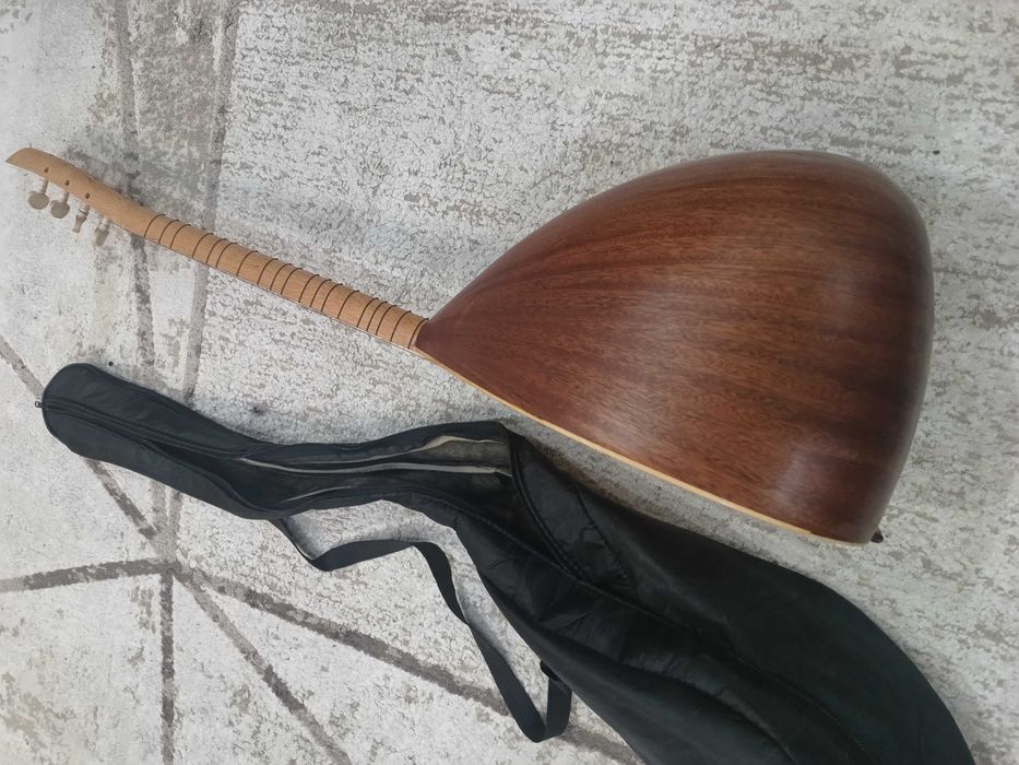 Саз (bağlama) къс сап