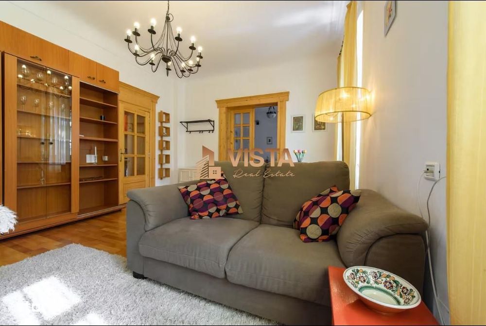 Apartament de suflet, 2 camere cu sauna, Poarta Schei, Centrul Istoric