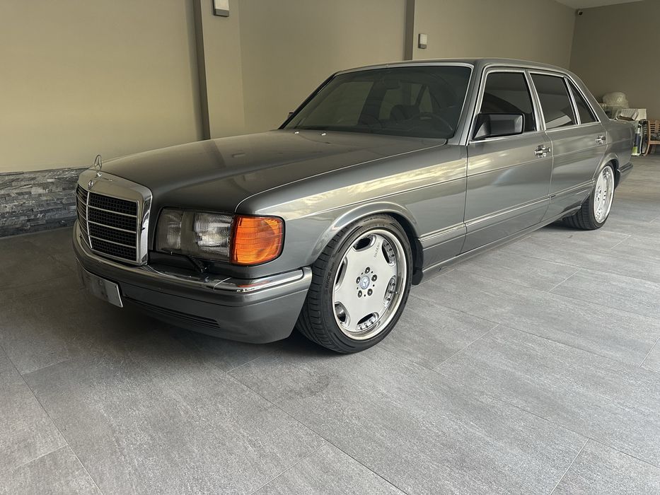 Mercedes Benz w126 560 SEL