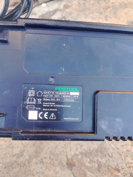 Зарядно за Festool SCA 8