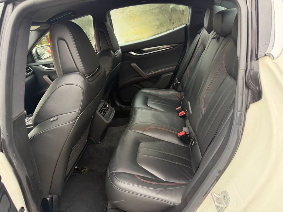 Vand Maserati Ghibli V6, diesel,250CP ,3,0 TDI