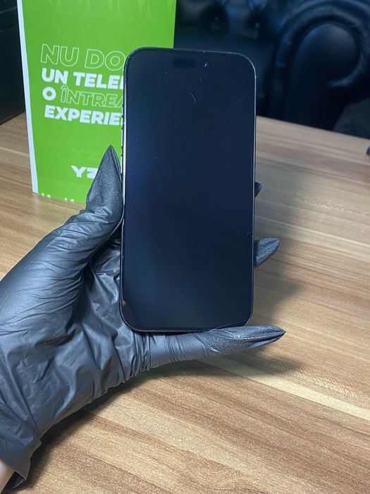 iPhone 16 Pro • 256 GB • Balck Titanium