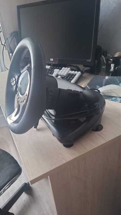 Игровой руль Sven GC-W800