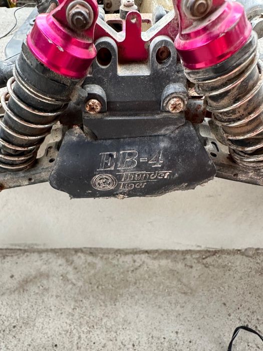 Automodel rc nitro cu telecomanda + piese schimb