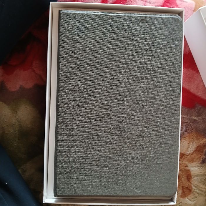 Iphone 15 pro max plansheti hamma narsasi bor srochna sotiladi