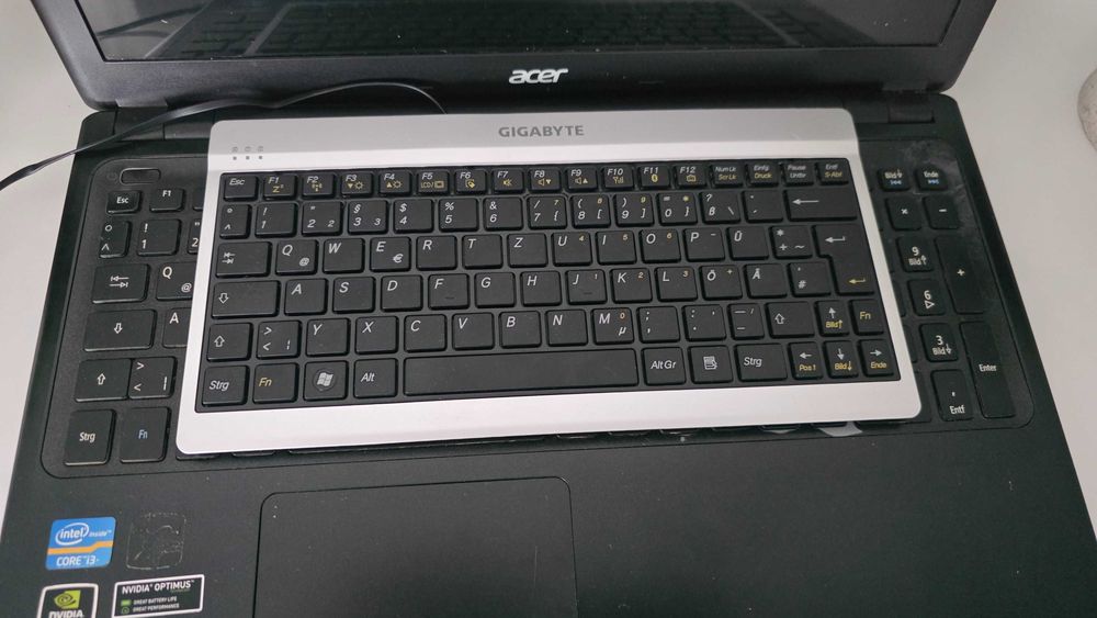 Laptop Acer V5-571