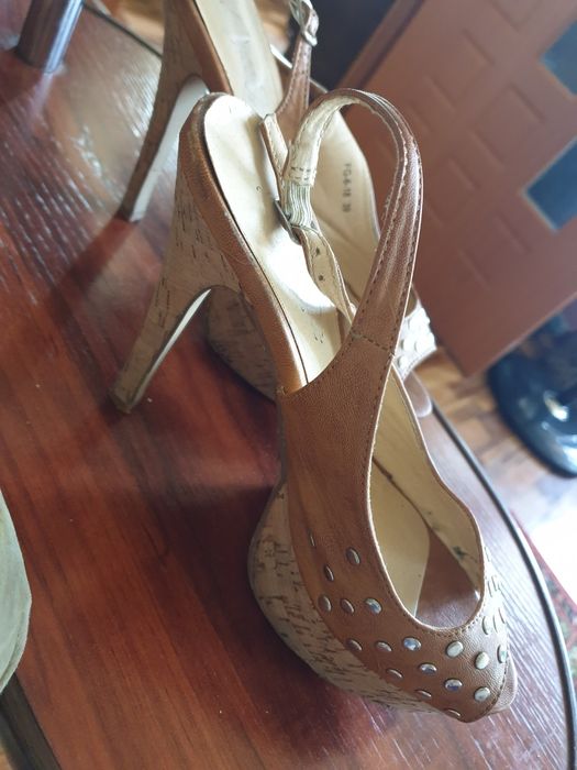 Обувь в отличном состоянии