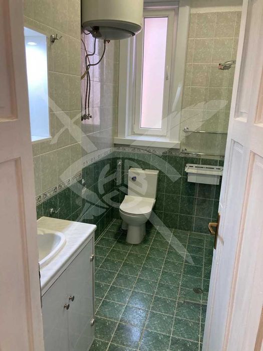 Дава се под наем Двустаен апартамент в София, Център - 63 кв.м за 790 € - Снимка #11