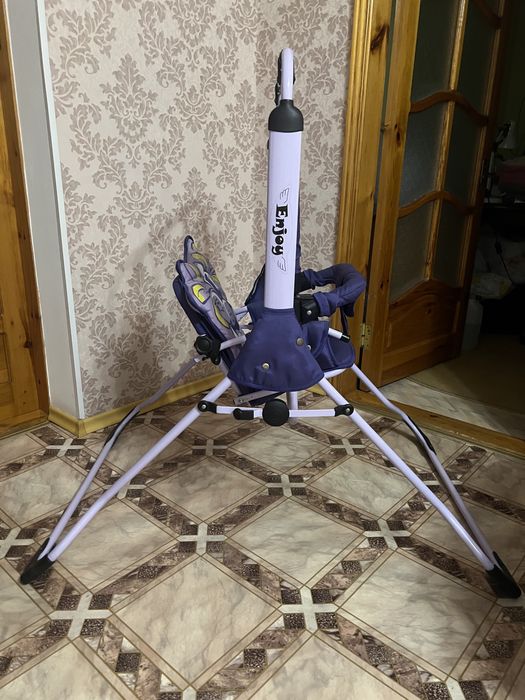 Продам детскую качелю.