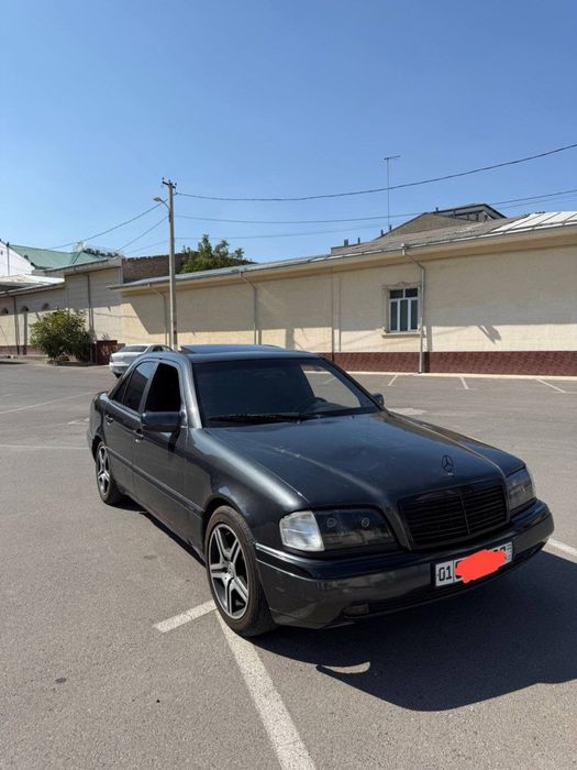 Mercedes bens w 202