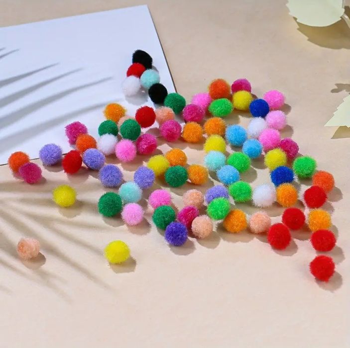 Продам помпоны 2000 шт., 1см.