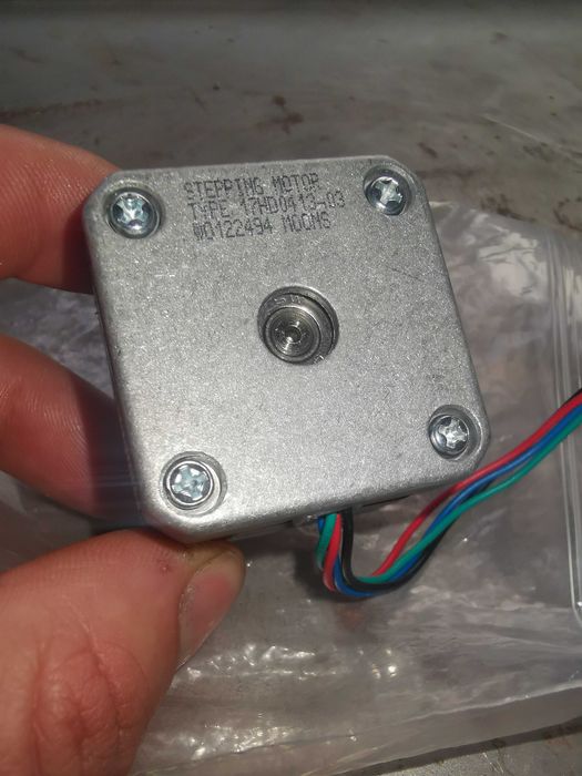 Motor Stepper 17S13-0230 JAT nou, nemtesc