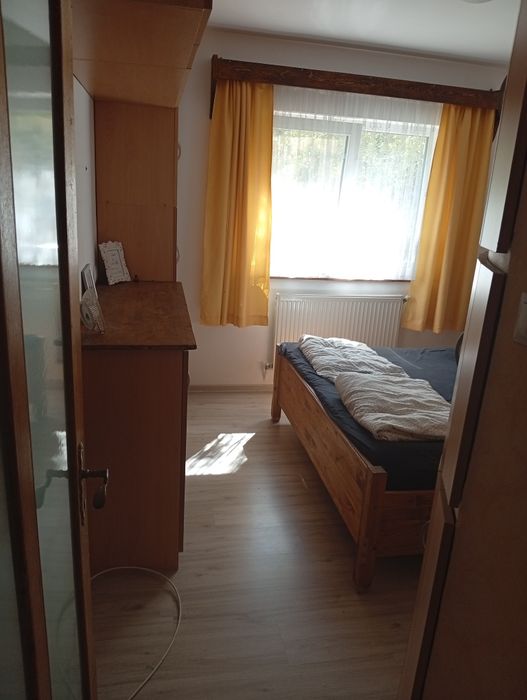 Închiriez apartament 2 camere zona Ștefan cel Mare