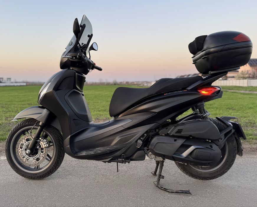 2024 Piaggio Beverly S 400HPE