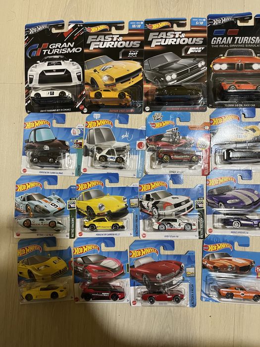 Hotwheels колички nissan bugatti Honda Civic Si Porsche Dodge AUdi BMW