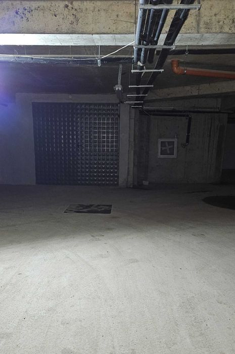 Подземен гараж под наем Велико Търново