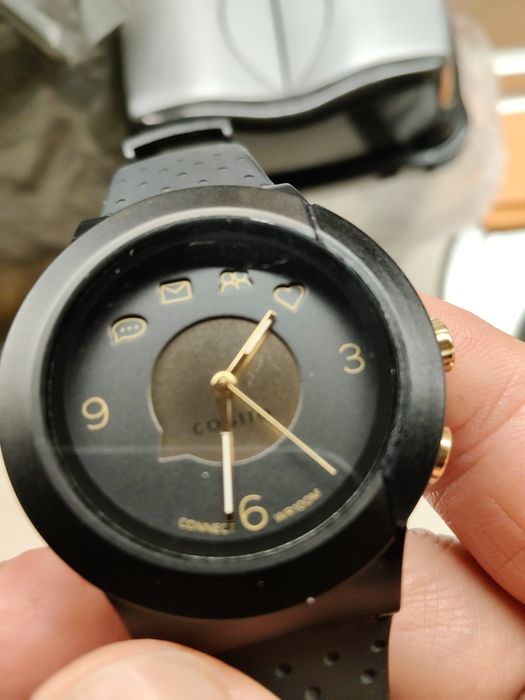 Хибриден часовник Cogito fit