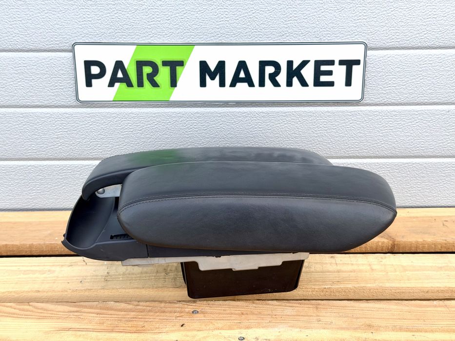 Подлакътник AUDI A8 S8 D4 4H