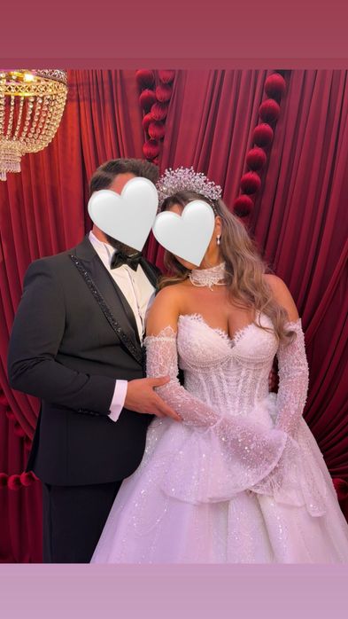 Vand rochie de mireasa