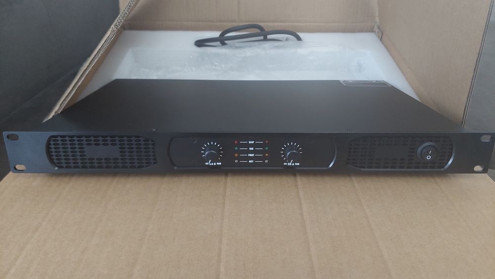Amplificator audio profesional clasa D  2x800W