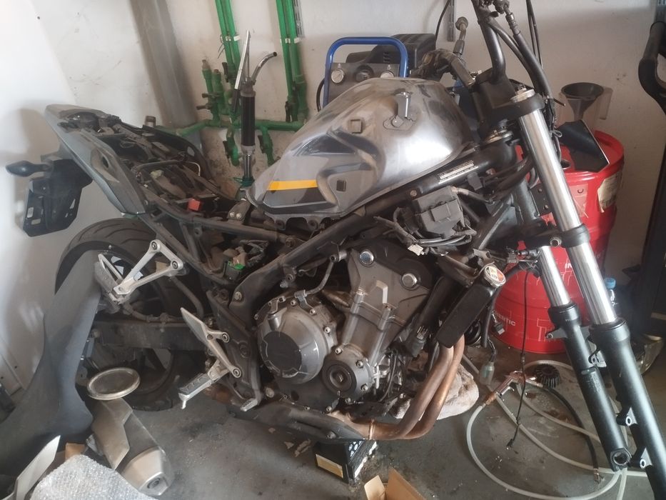 Dezmembrez Honda Cb 500 x model 2017