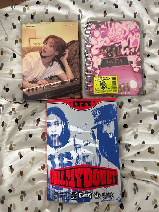 Kpop албуми Itzy, Jihyo, Red velvet