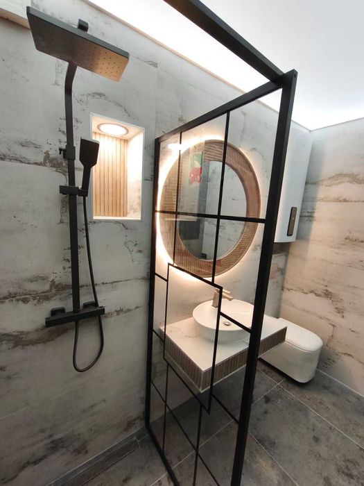 Двустаен, изцяло южен апартамент с панорамна гледка към езерото