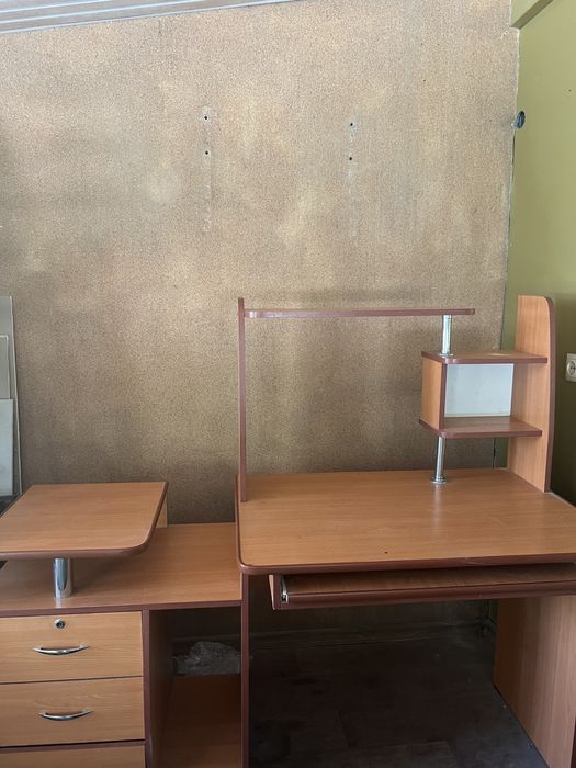 Письменный-компьютерный стол