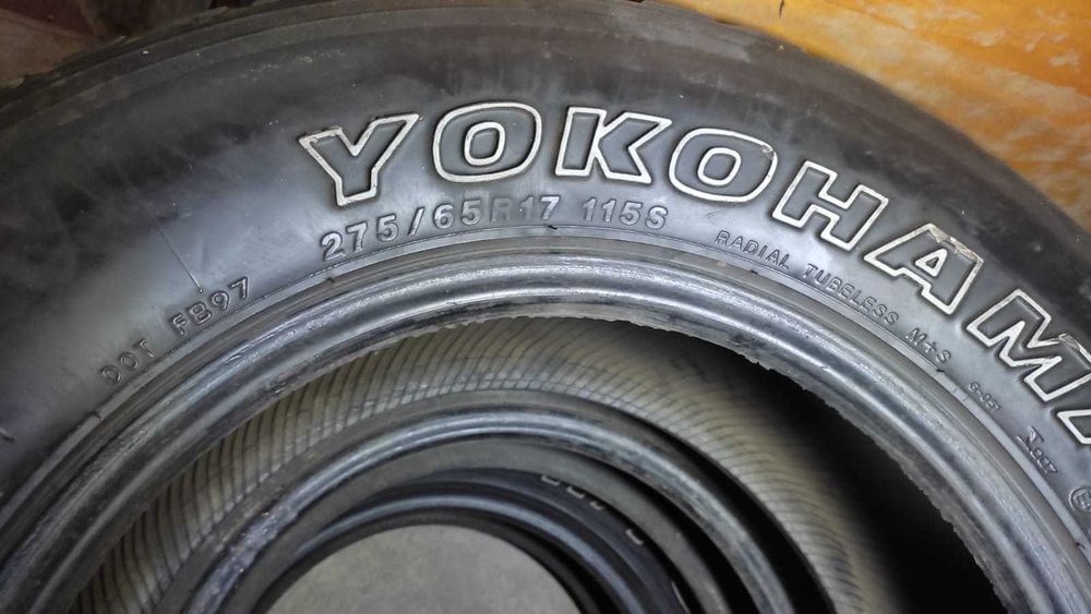Продам б/у шины 275/65 R17