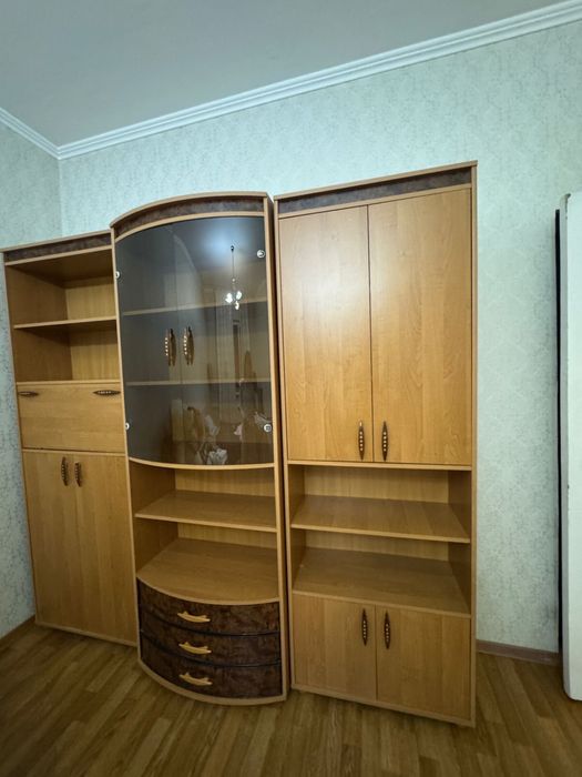 Отдам даром! Шкаф,шифониер