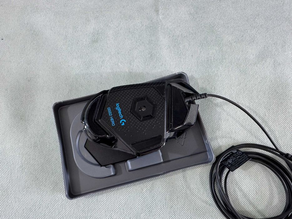 Мишка  - Logitech G 502 Hero