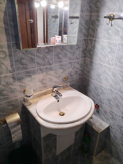 Дава се под наем Двустаен апартамент в Стара Загора, Център - 70 кв.м за 306 € - Снимка #8