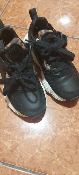 Adidasi Geox fete 28