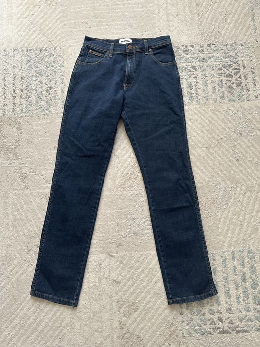 джинсы wrangler.