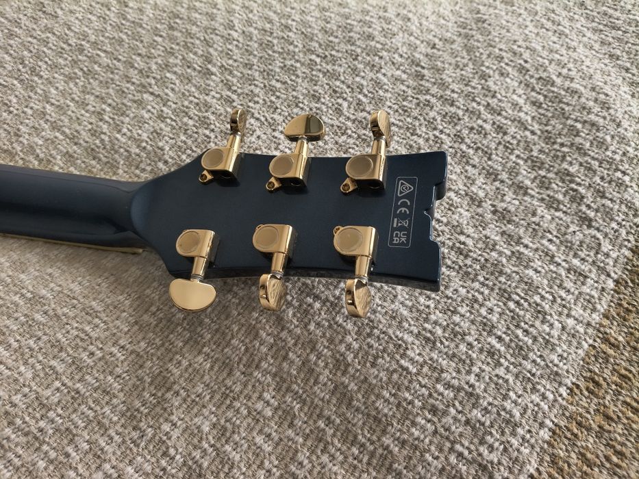 Ел. китара IBANEZ amh 90