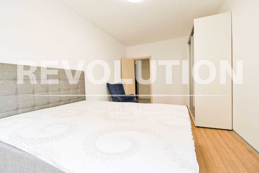 Дава се под наем Тристаен апартамент в София, Център - 120 кв.м за 897.6 € - Снимка #7