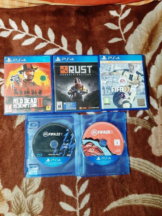 Vând fifa 20 naruto în stare bună PlayStation 4