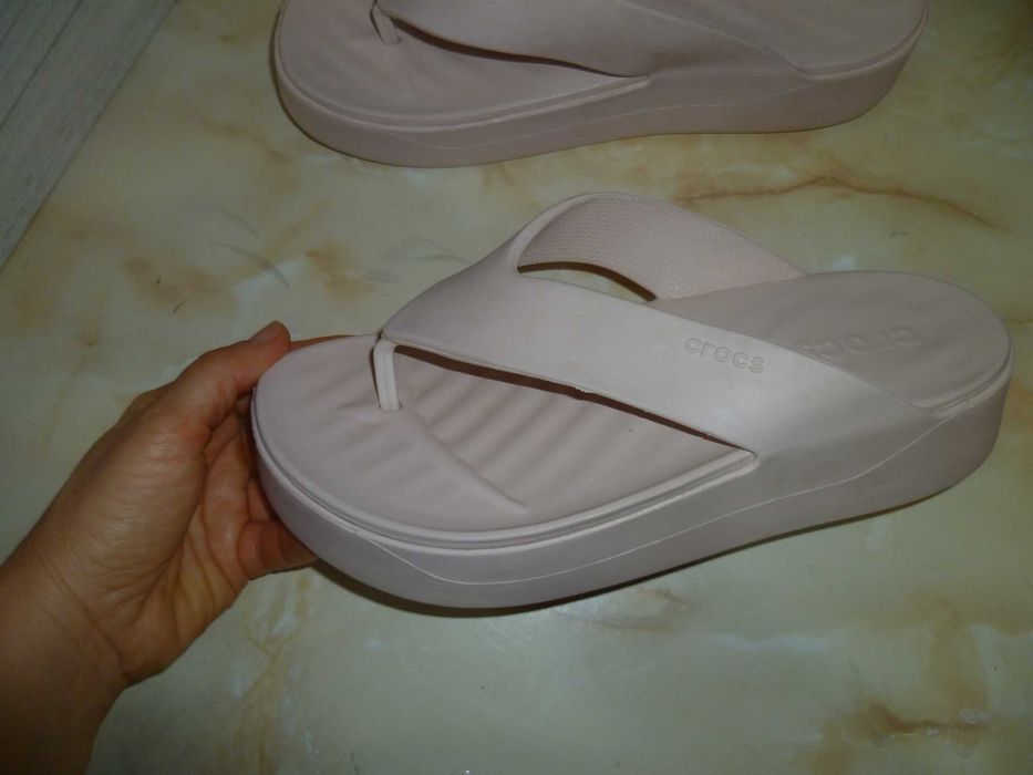CROCS платформа чехли №39