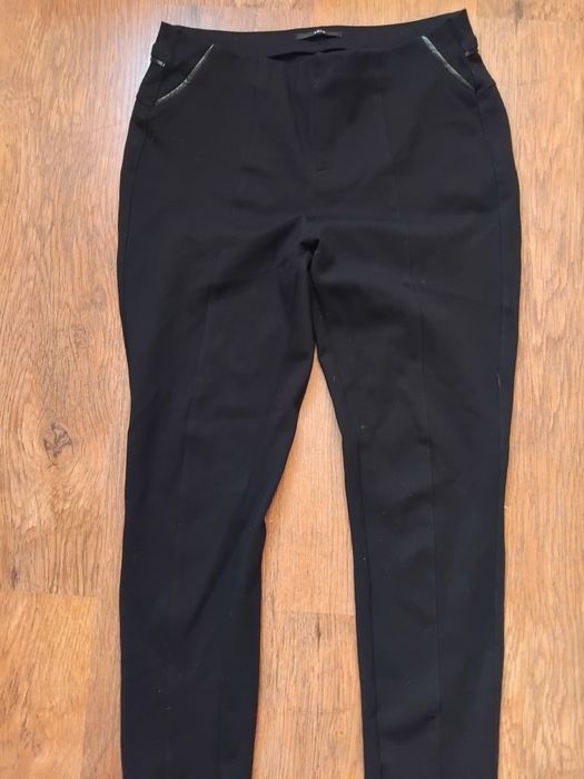 Сет кожен клин и пантолон Л размер