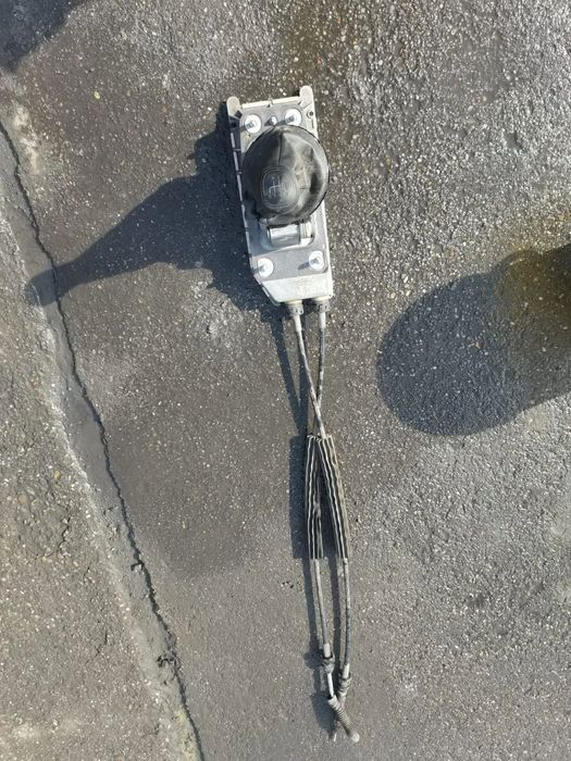 Ansamblu Maneta cu Sufe Timonerie Schimbator Viteze Cutie Manuala in 5 Trepte Skoda Fabia 6Q0711094