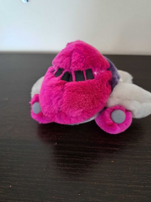 Плюшена играчка самолетче на Wizz Air