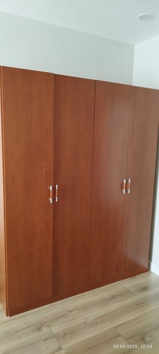 Продам мебель б.у. с зеркалом