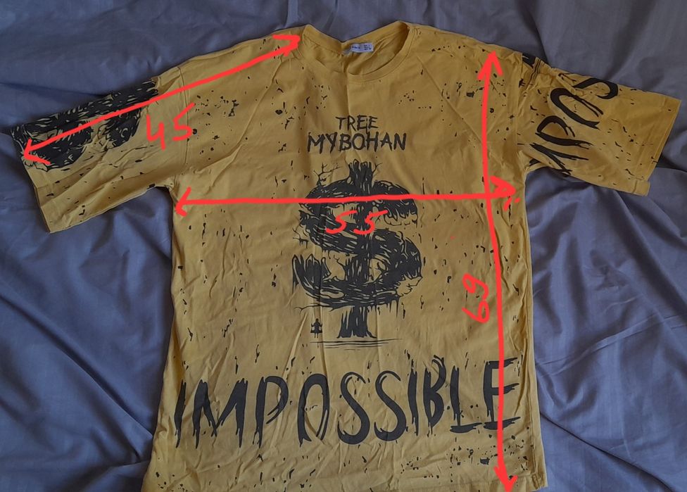 яркая новая футболка