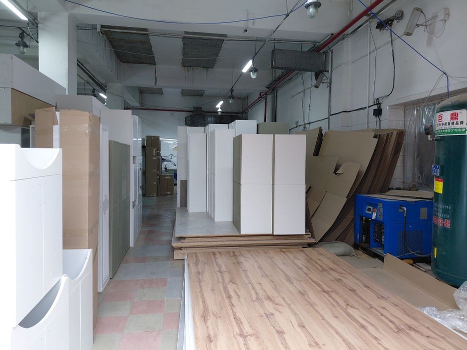 Склад тёплый, можно под офис