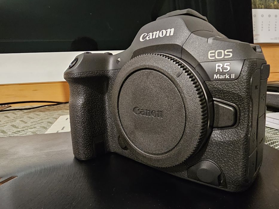 Canon R5 mark II aproape nou