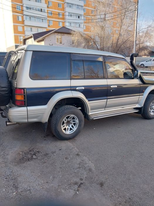 Продам мицубиси паджеро 2