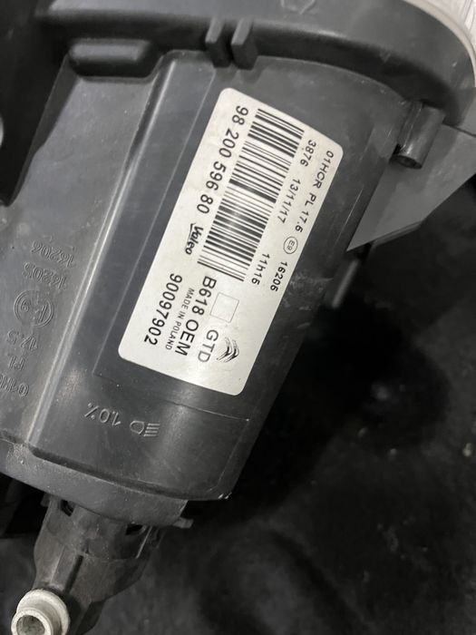 Фар Citroen C3 2017 ляв и десен